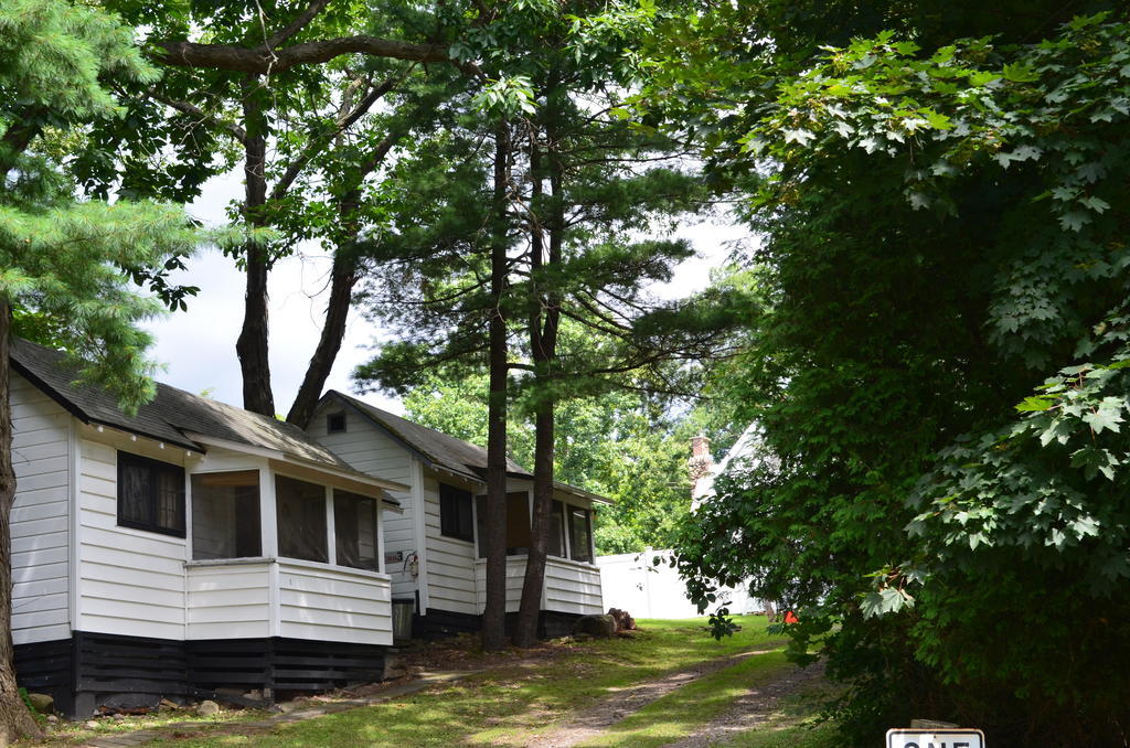 Chamber Lane Motel Round Lake Exterior foto