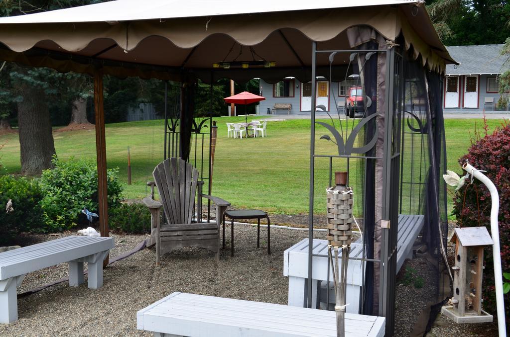 Chamber Lane Motel Round Lake Exterior foto