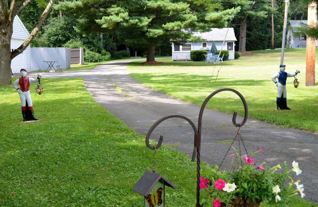 Chamber Lane Motel Round Lake Exterior foto