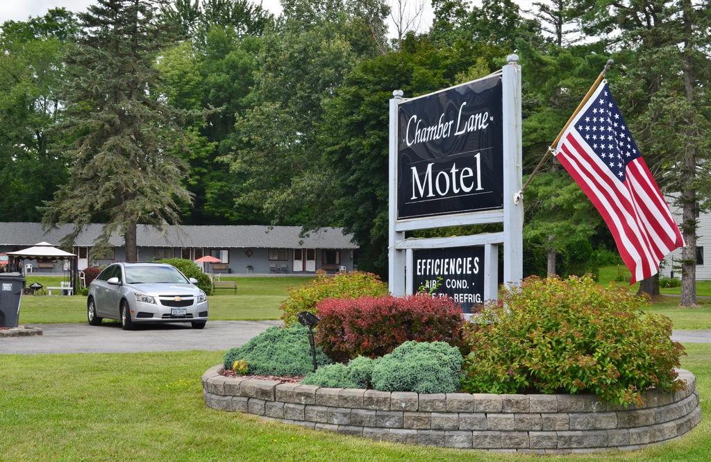 Chamber Lane Motel Round Lake Exterior foto