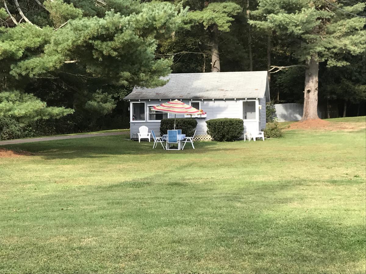 Chamber Lane Motel Round Lake Exterior foto